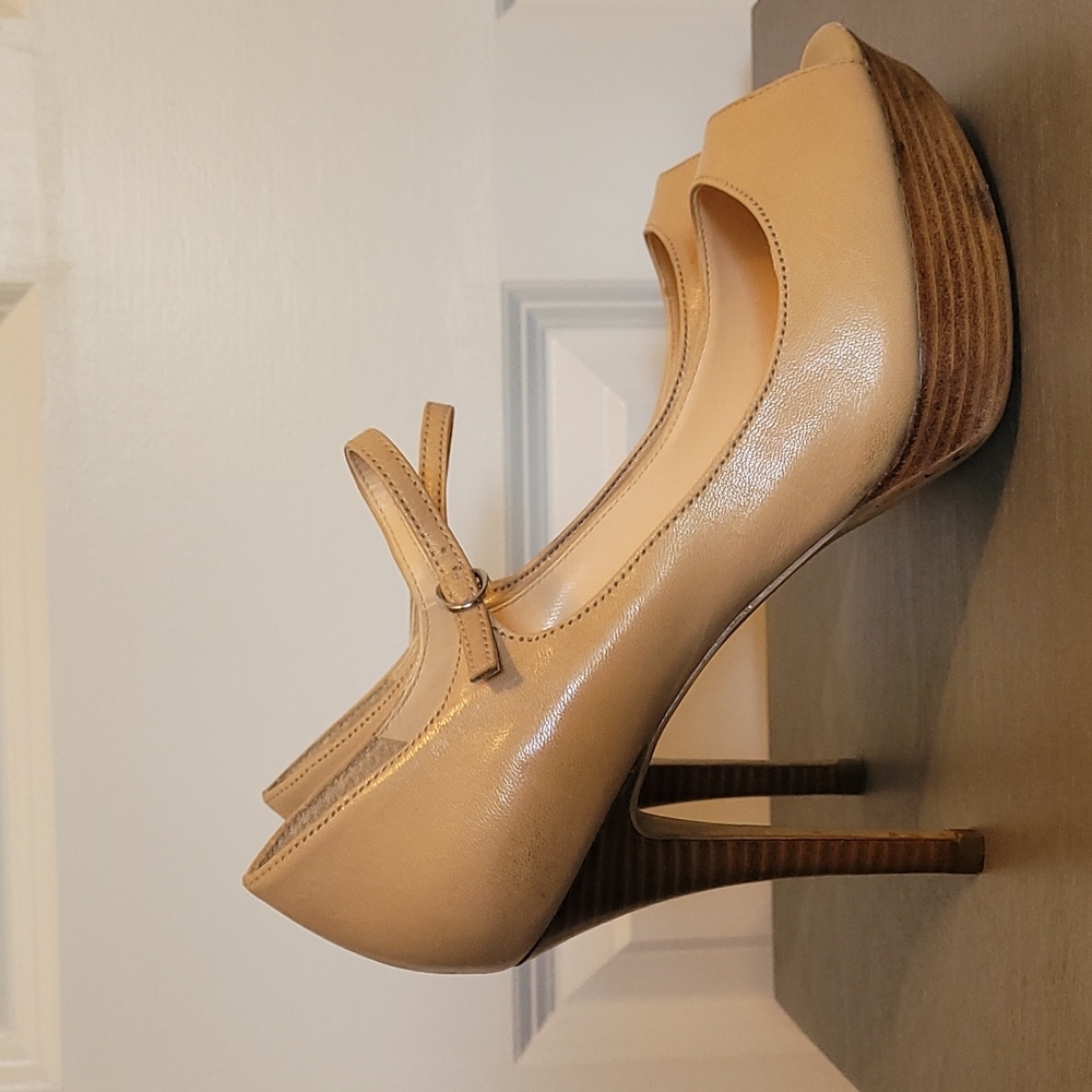 Marc Fisher platform Mary Jane heels